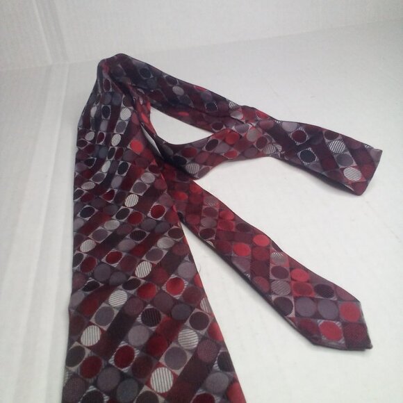Van Heusen Tie Necktie Men Silk Geometric Circles Red Silver - Picture 3 of 7